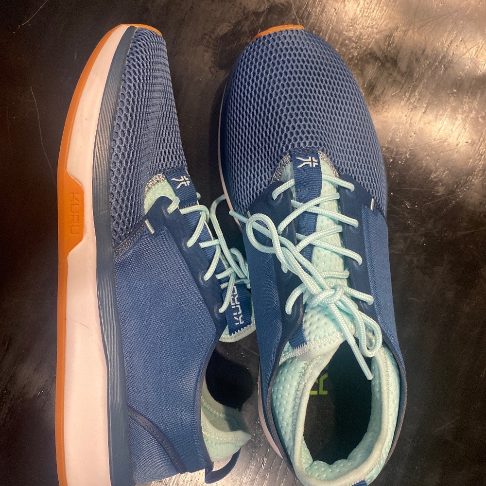 KURU Women's  Cloud Atom Sneakers  tidal wave blue size 9
